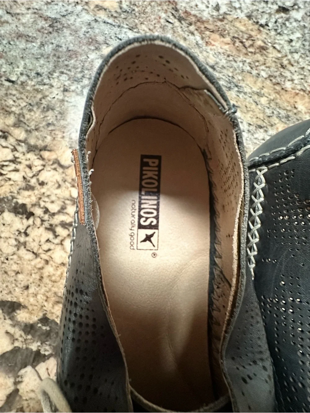 PIKOLINOS Navy Leather Perforated Lace-Up Oxfords with Cream Laces